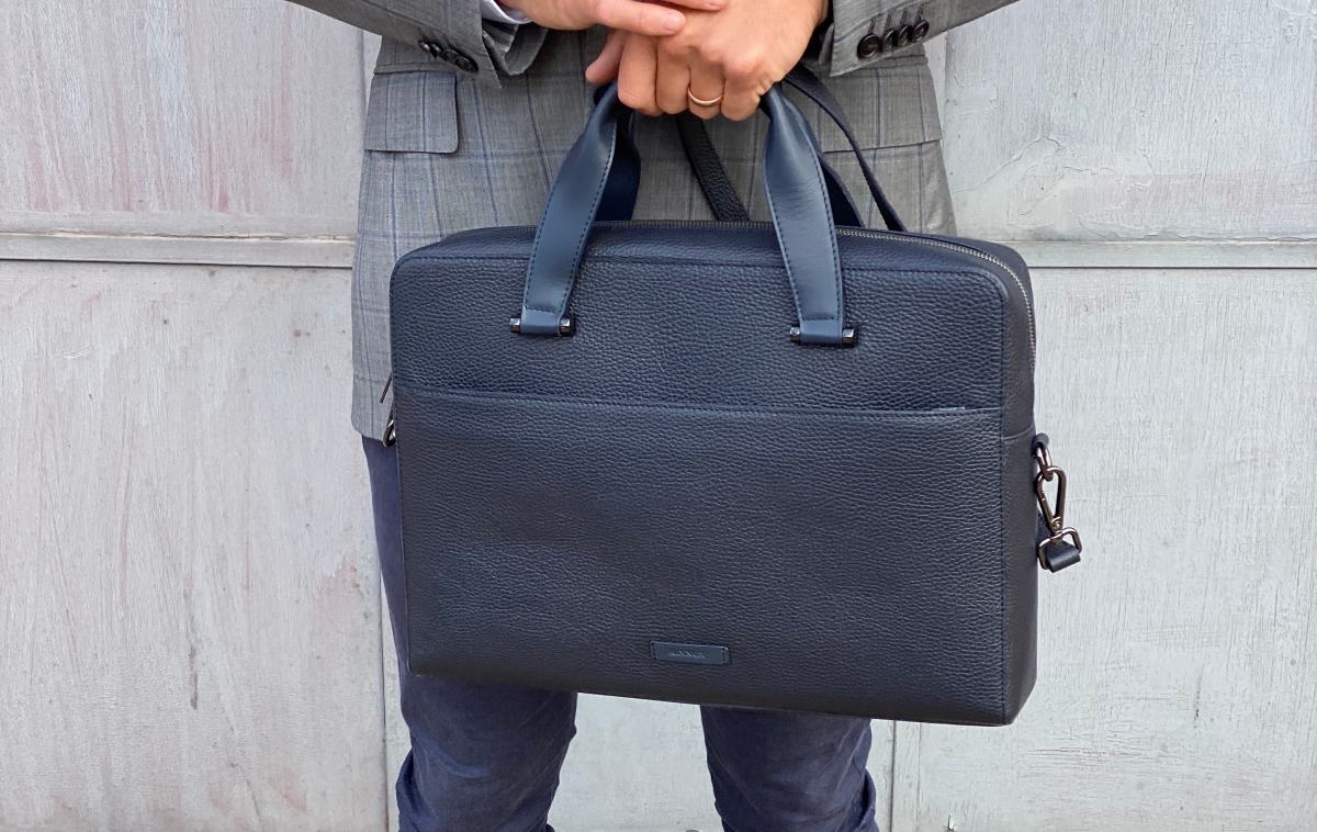 Travel essential Kinnon’s Armstrong business bag Wayfarer