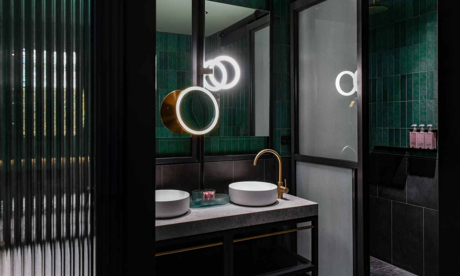 WF_QT Newcastle First Look Bathroom (L) Wayfarer