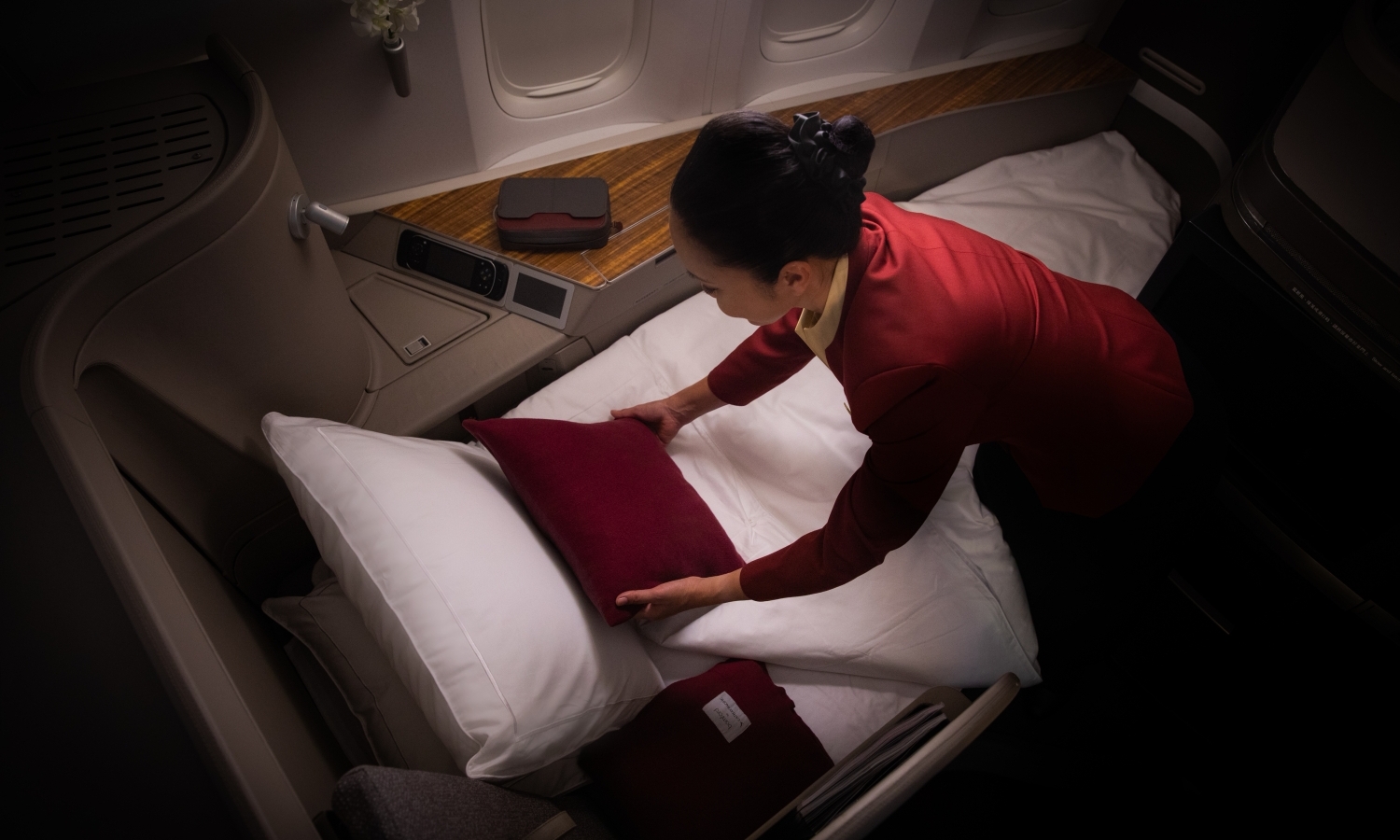 First Class 4 Luxury style: Cathay Pacific brings back First Class as Hong Kong fully ...